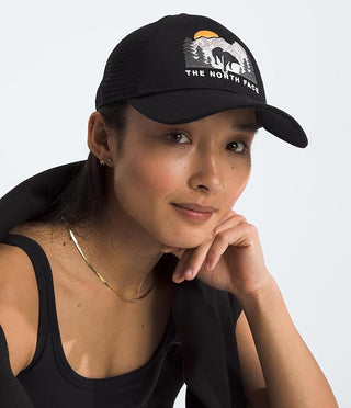 The North Face Embroidered Mudder Trucker (Black)