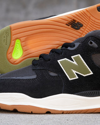 New Balance #1010 Tiago Pro Shoes (Black/Green)