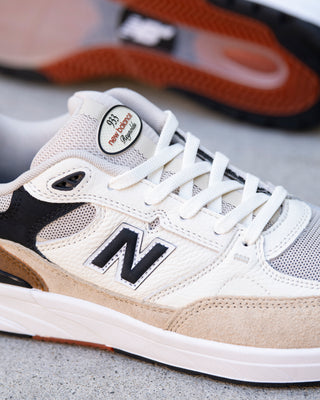 New Balance #933 Reynolds Shoes (Brown/White)