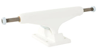 Independent Stg 11 Trucks (whiteout)