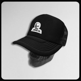 Skull Skates Diecut Patch Logo Mesh Hat (black)