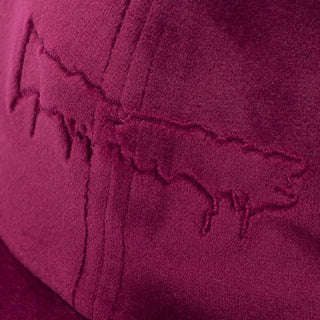 2020_FA_QTR4_GraphicDetail_Hat_Stamp_Wine_Detail_1400x